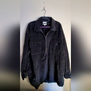 American eagle black pull over